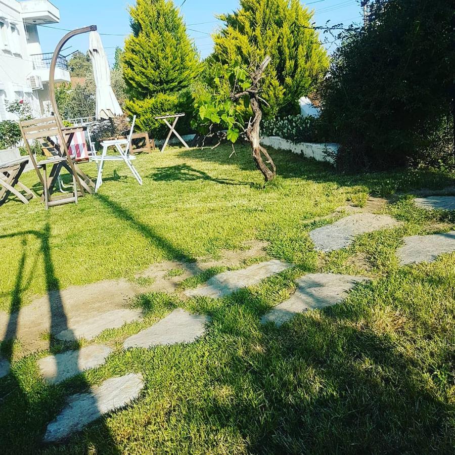 Limon Pansiyon Foca Exterior photo